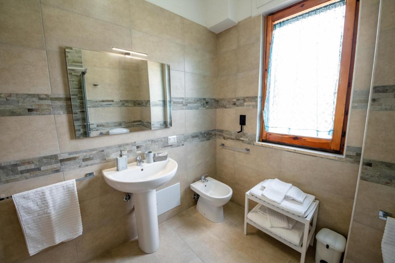 Bacco E Barocco Panzió Lecce Kültér fotó